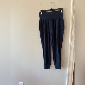 Athleta Womens Elastic Waist Salutation Tapered Leg Jogger Pants Size S Small